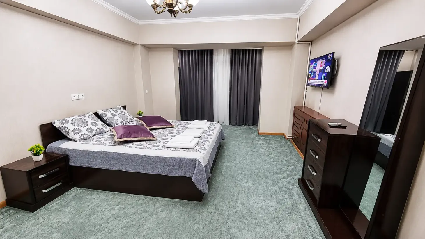 Cosmonauts Apartment — photo 5